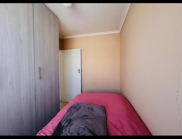 2 BEDROOM HOUSE FOR SALE IN SAVANNA CITY